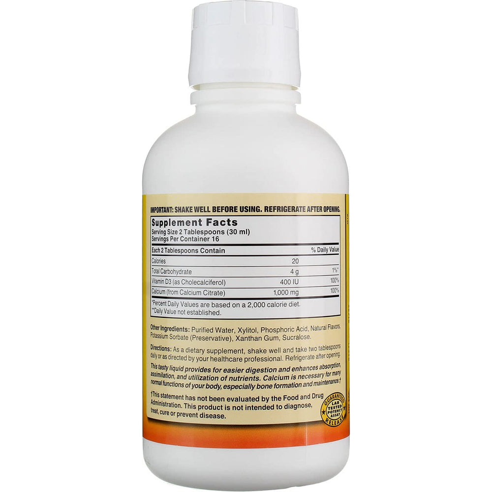 Nature's Blend measuring cap close-up emphasizes accurate serving size for daily use