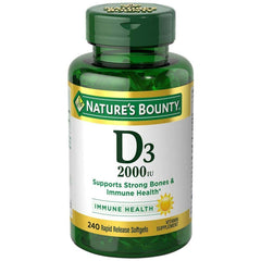 Nature's Bounty D3-2000 IU softgels bottle pour supports immune and bone health
