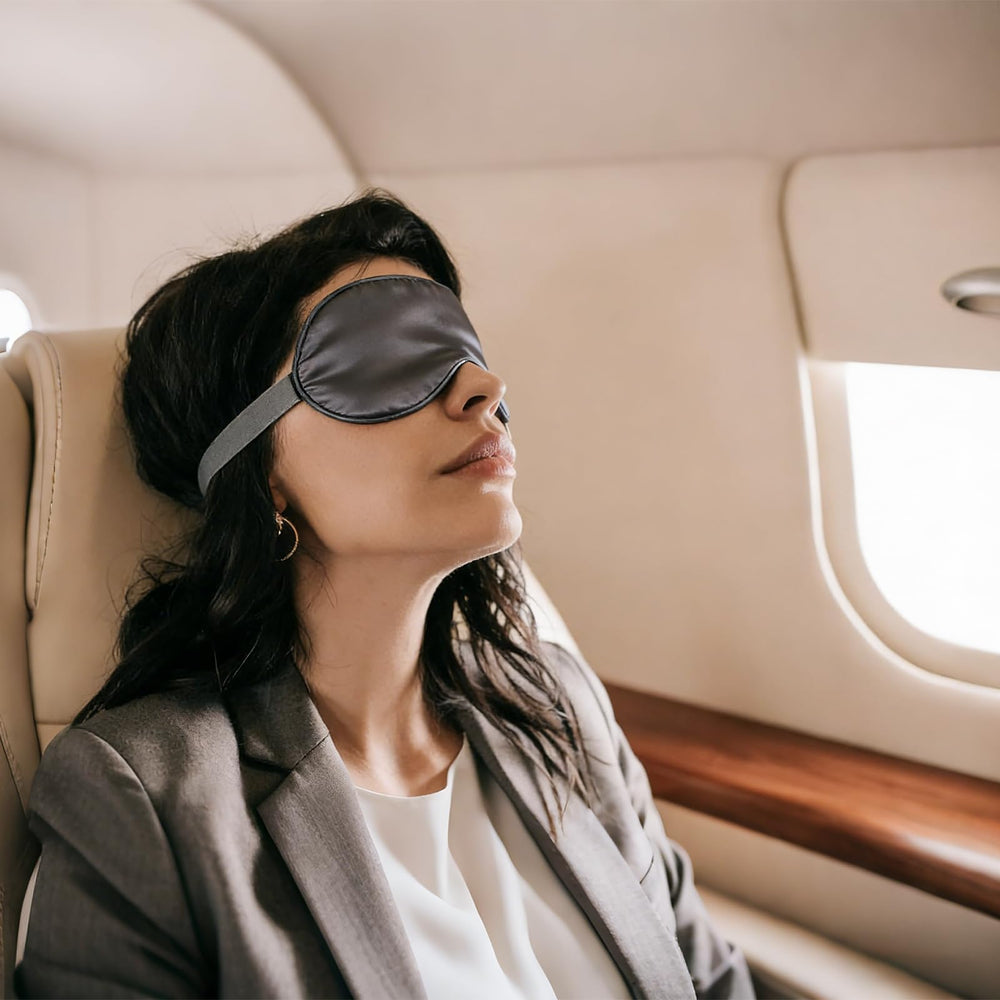 Netbors sleep mask highlighting built-in steam pocket for soothing warmth.