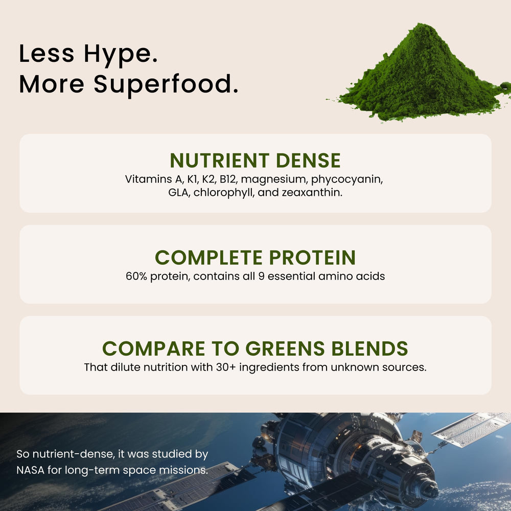 Nutrex Hawaii spirulina powder dissolving in water for quick nutrient mix.