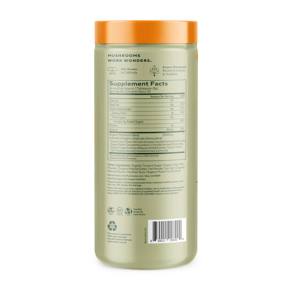 OM MUSHROOM SUPERFOOD Matcha Latte Blend scoop highlights easy measuring for quick mornings