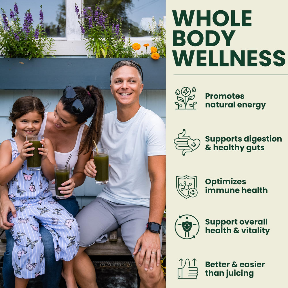 OPTIVIDA Spirulina-Chlorella-Spinach mix visible in a serving scoop for easy daily greens.