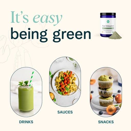 Green smoothie prepared with Ora Organic Greens Powder
