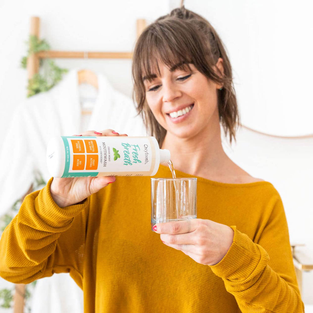 Oxyfresh mint swirl shows gentle, alcohol-free freshness in action.