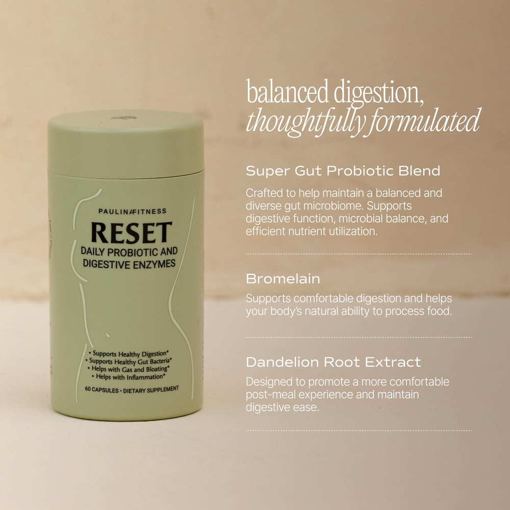 Paulina Fitness Reset Daily bottle pour demonstrates easy daily consumption and post-meal comfort.