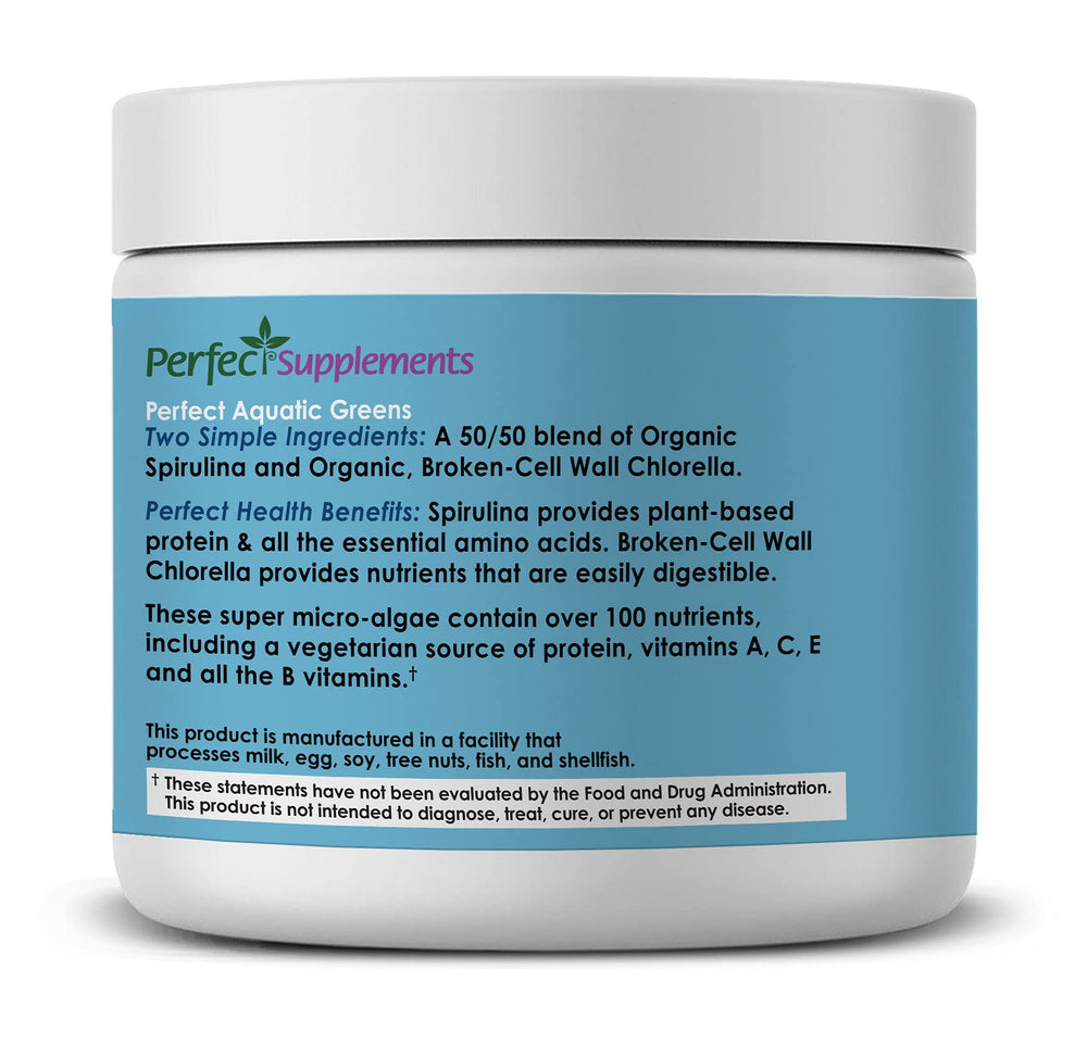 Aquatic Greens powder dissolving in water for easy daily use.