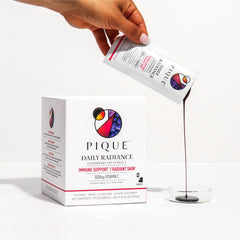 PIQUE elderberry and vitamin C combo visualizes antioxidant-rich daily use.