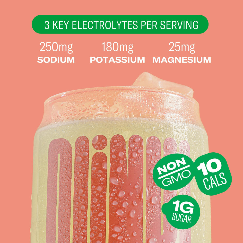 Plink Pomegranate Berry tablets dissolving in water for vibrant flavor.