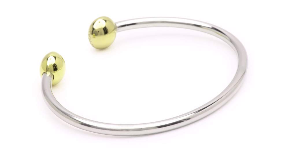 QRAY Combo Standard Steel Golf Bracelet closeup metal finish, stainless steel durability