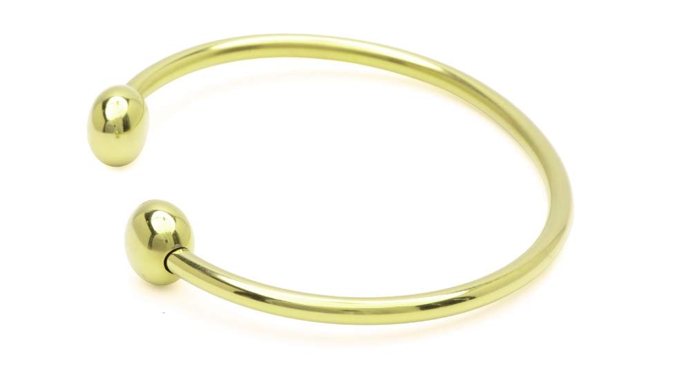 Medium 7–7.75 inch fit suits many wrists.