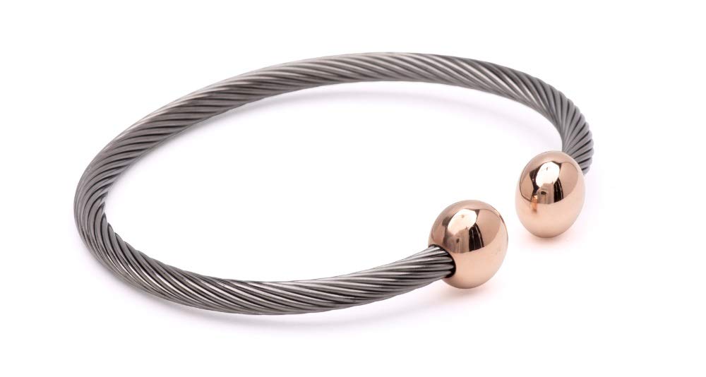 QRAY Rose Gold Deluxe bracelet packaging gift-ready