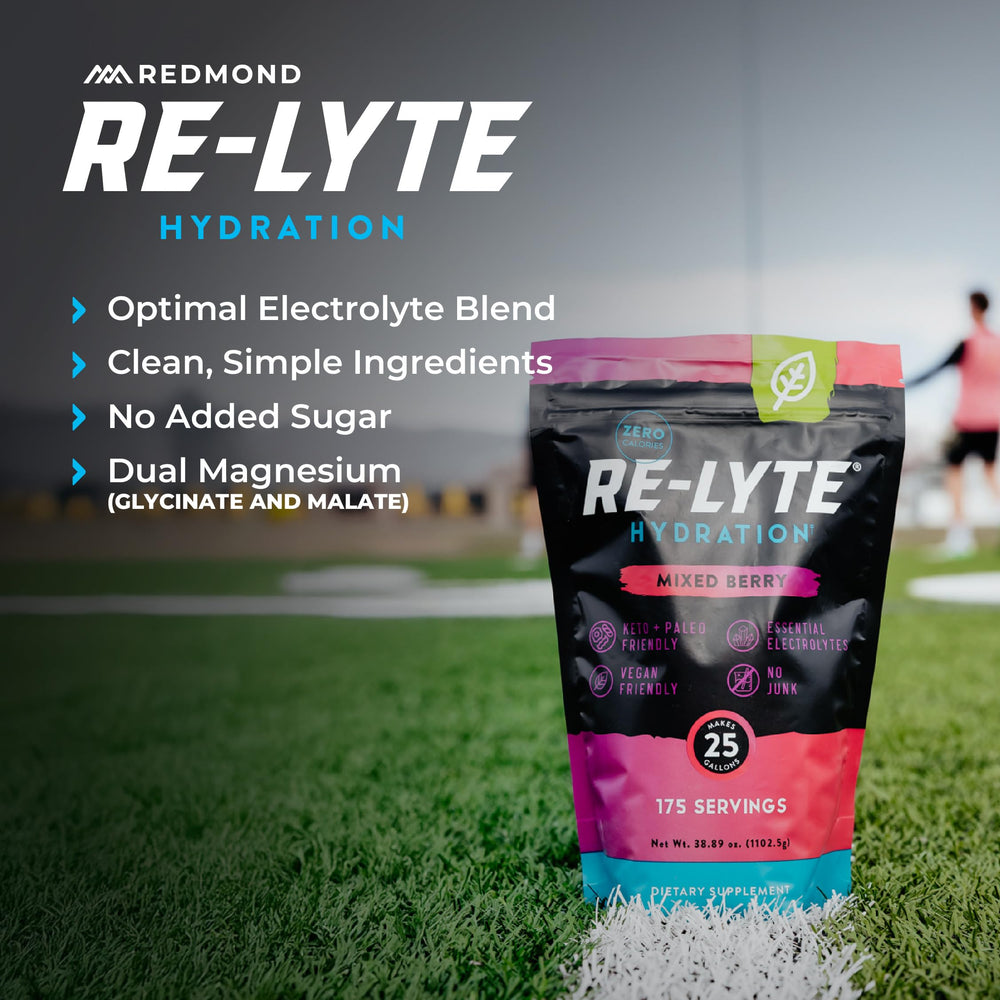 REDMOND Re-Lyte powder dissolving in water for quick hydration