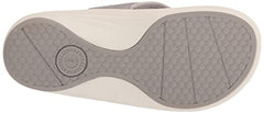 REVITALIGN Yumi quick-dry lining helps keep feet fresh after outdoors.