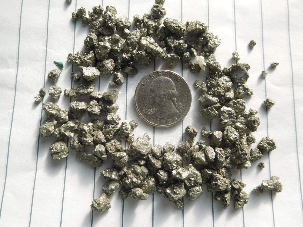 Rise Perspective Pyrite medium chips in art projects for creative grounding.