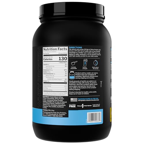 Rule 1 Whey Protein Banana Crème scoop highlighting powder texture for shakes