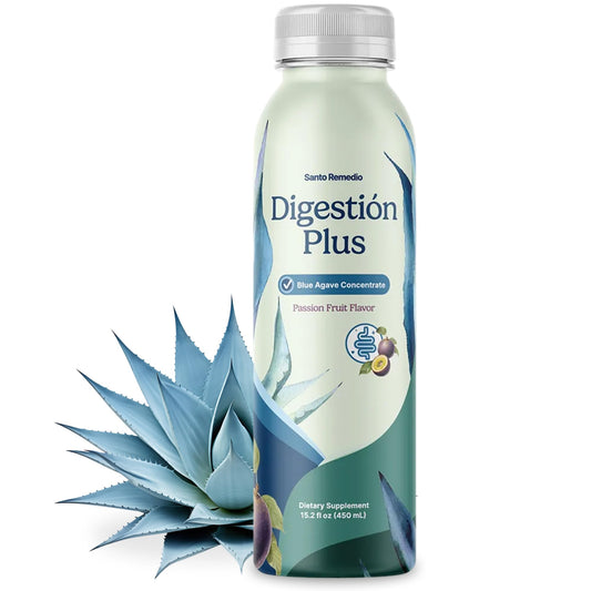 Santo Remedio Digestion Plus bottle pour showing blue agave concentrate and herbal notes for daily hydration