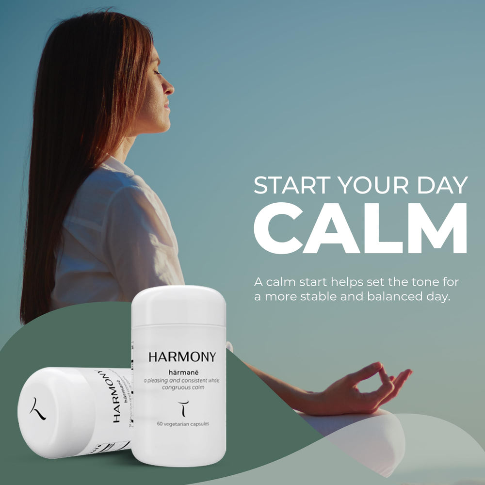 Setas Harmony capsules on a wooden surface for routine wellness.