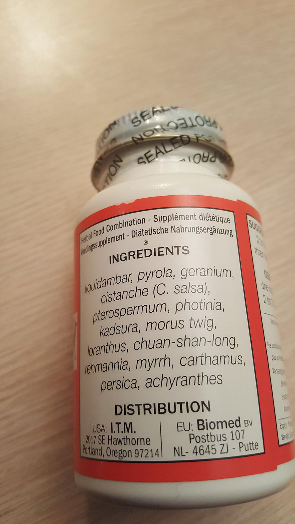 Seven Forests Liquidambar 15 tablets closeup showing 700 mg dosage for daily vitality.
