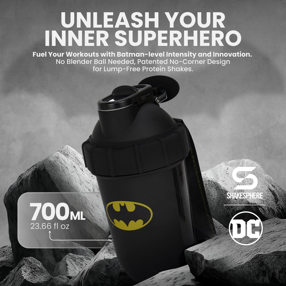 Shakesphere Tritan shaker showcasing capsule design for smooth mixing.