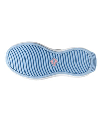 Silvert's suede and leather exterior with breathable mesh interior for comfort