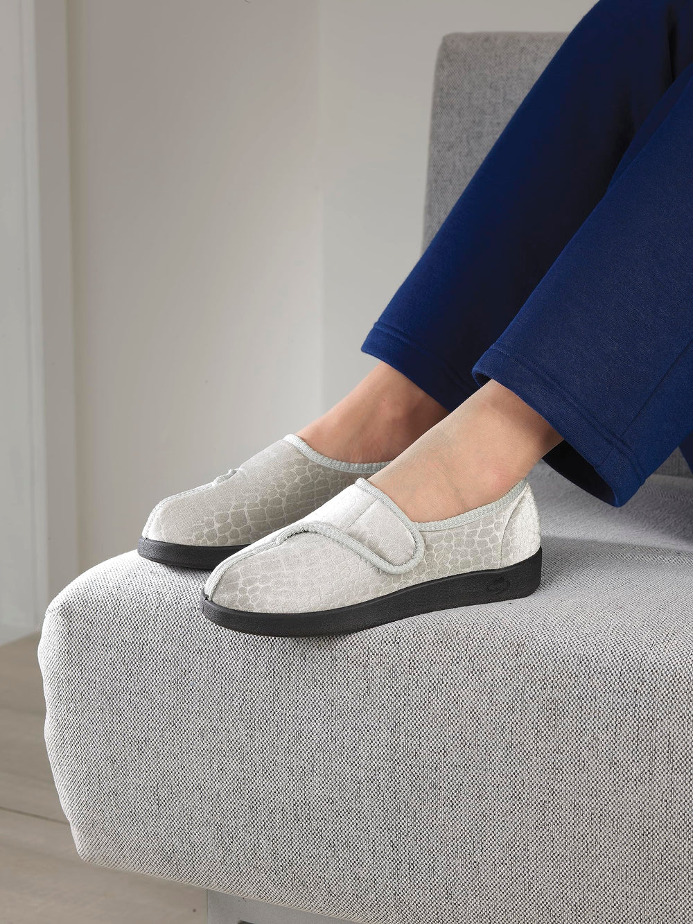 Close-up of Silvert's Easy Touch strap on Jewel Slippers for swelling-friendly fit
