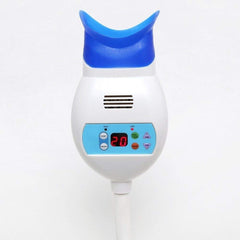 Smiledt adjustable arm holder enables precise whitening sessions.