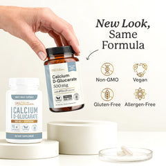 Close-up of SMNutrition CDG capsules ready for daily use.