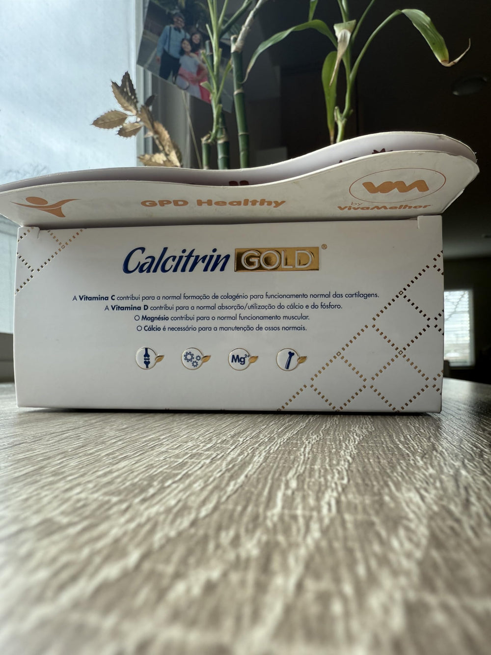 Soy Sano Calcitrin Gold box with mobility-focused visuals.
