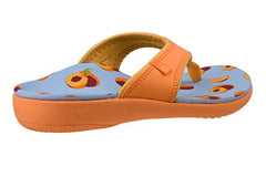 Spenco Yumi Fruitopia Peaches soft toe post offers comfortable fit.