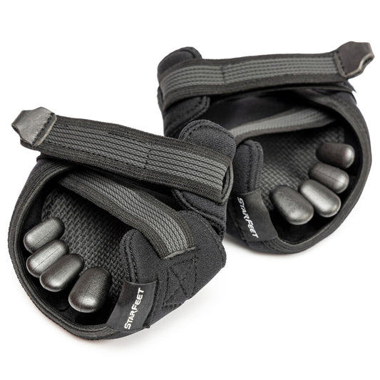 StarFeet barefoot ergonomic design on feet supports natural alignment.
