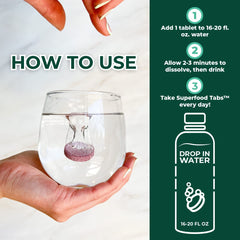 Superfood Tabs berry-tablets-close-up highlighting sugar-free energy from natural caffeine.