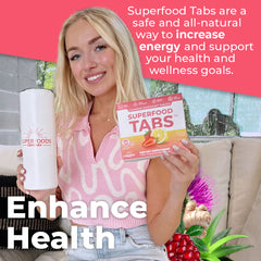 Glass shows Strawberry Lemonade detox drink with bubbles and refreshment appeal.