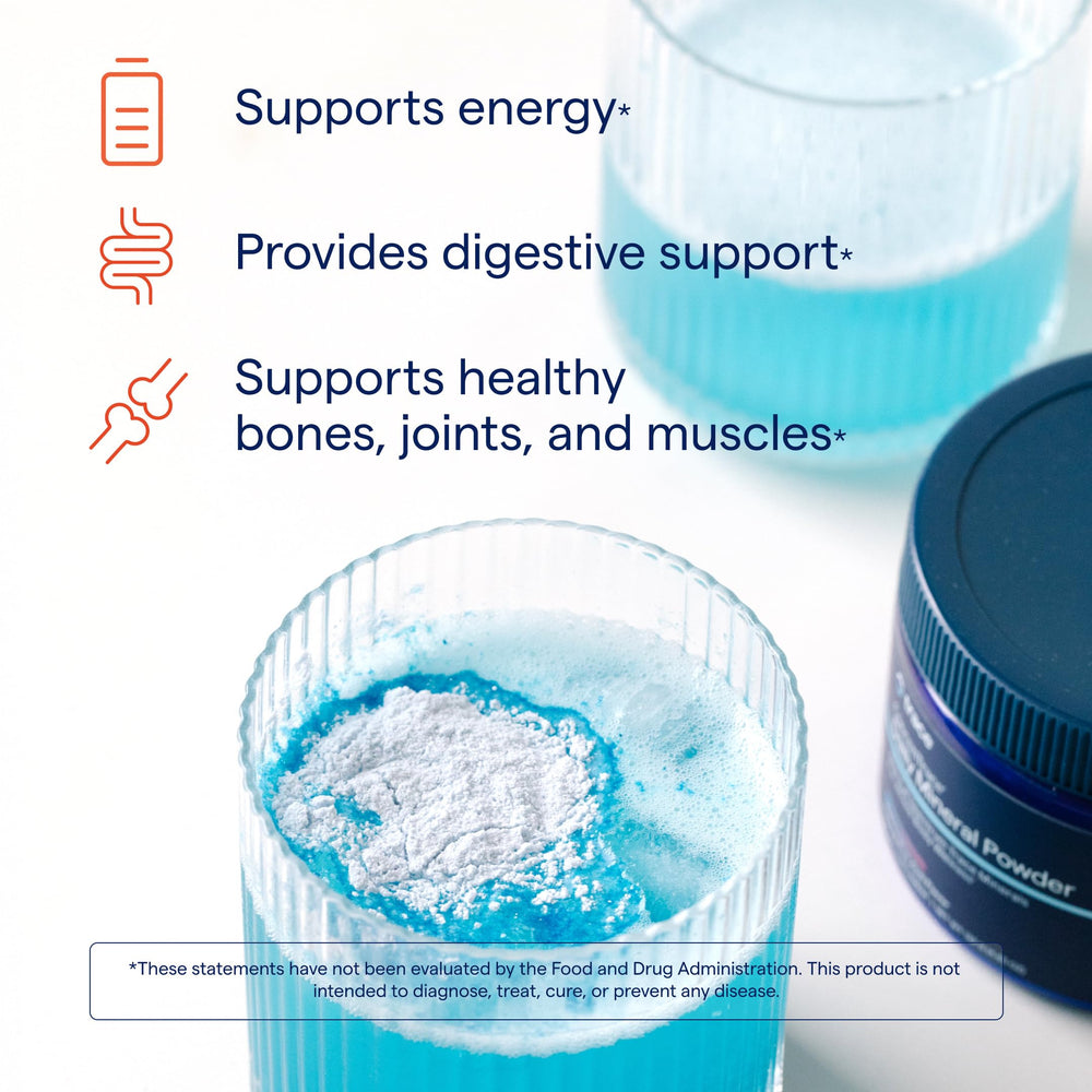 Trace Minerals ConcenTrace Daily Mineral Powder glass of water with sugar-free hydration.