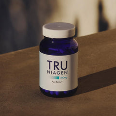 TRU NIAGEN capsules close-up emphasizing NR ingredient for cellular energy