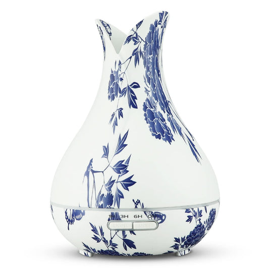 U-MATE Oriental blue-and-white diffuser with 400 ml tank for all-day aroma.