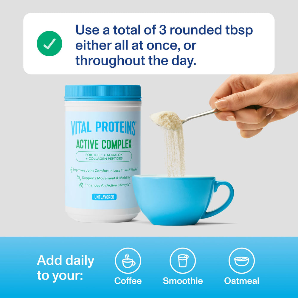 Vital Proteins Active Complex powder dissolves smoothly in water.