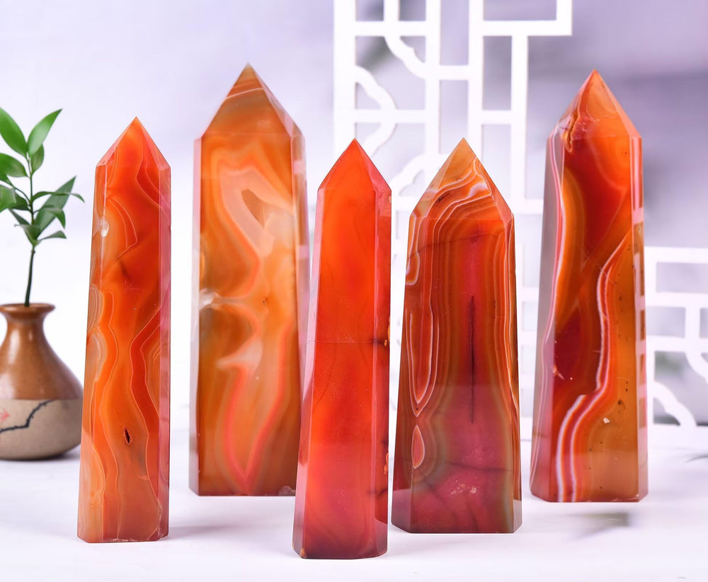 VIZYTOU Red Agate Tower Obelisk gift-ready packaging for crystal lovers.
