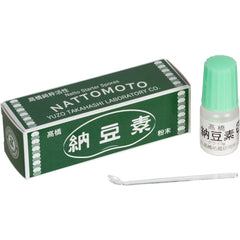 Close-up of 3 g sachet shows precise dose for consistent natto culture.