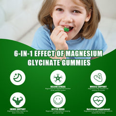 YUMOYI SPRUCE JIYIN gummies closeup shows soft texture for convenient daily intake.