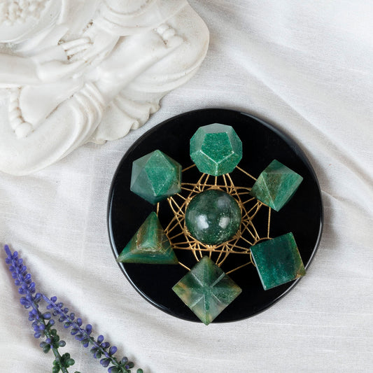 ZAICUS Green Mica platonic solids set close-up for meditation balance.