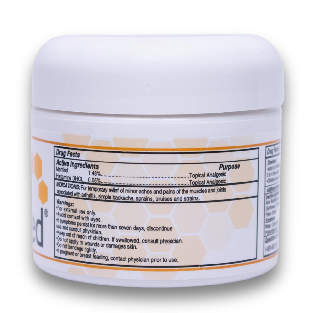 ABEE MED cream texture close-up demonstrates a light, quick-absorbing finish.