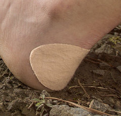 Adventure Medical Kits 3-pack blister protection, shaped bandages reduce rubbing.