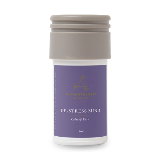 Aera Mini De-Stress Mind bottle shot highlighting calming frankincense, petitgrain and chamomile