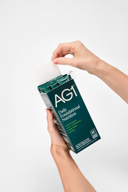 AG1 ingredients blend with probiotics for gut and energy support