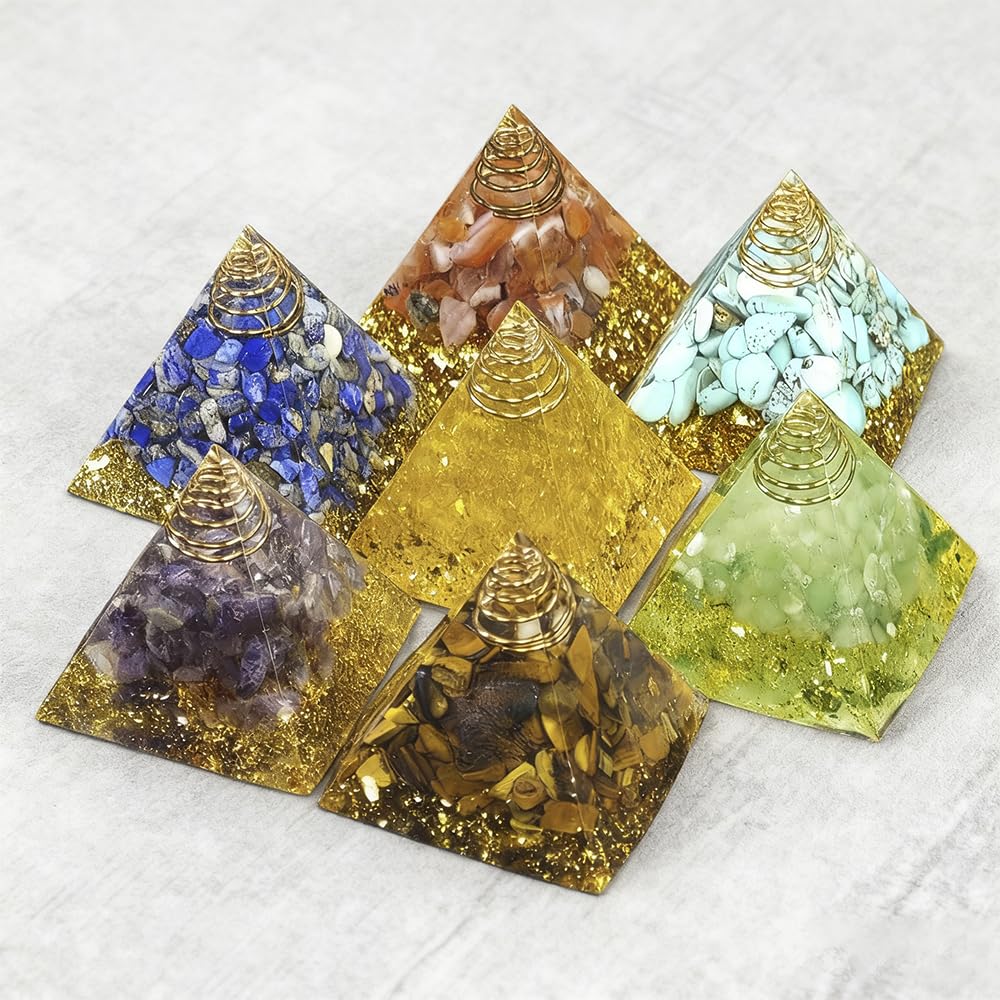 AierCrystal crystal pyramid inside shot reveals gold leaf accents.