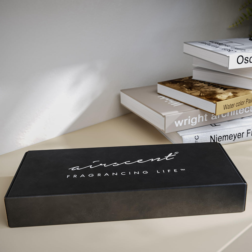 Air-Scent Seamless Hotel oil vial presents subtle luxury for entryways.