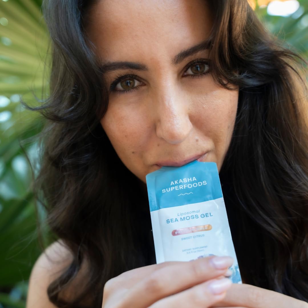 Liposomal gel with Vitamin E and vegan ingredients supports skin routine