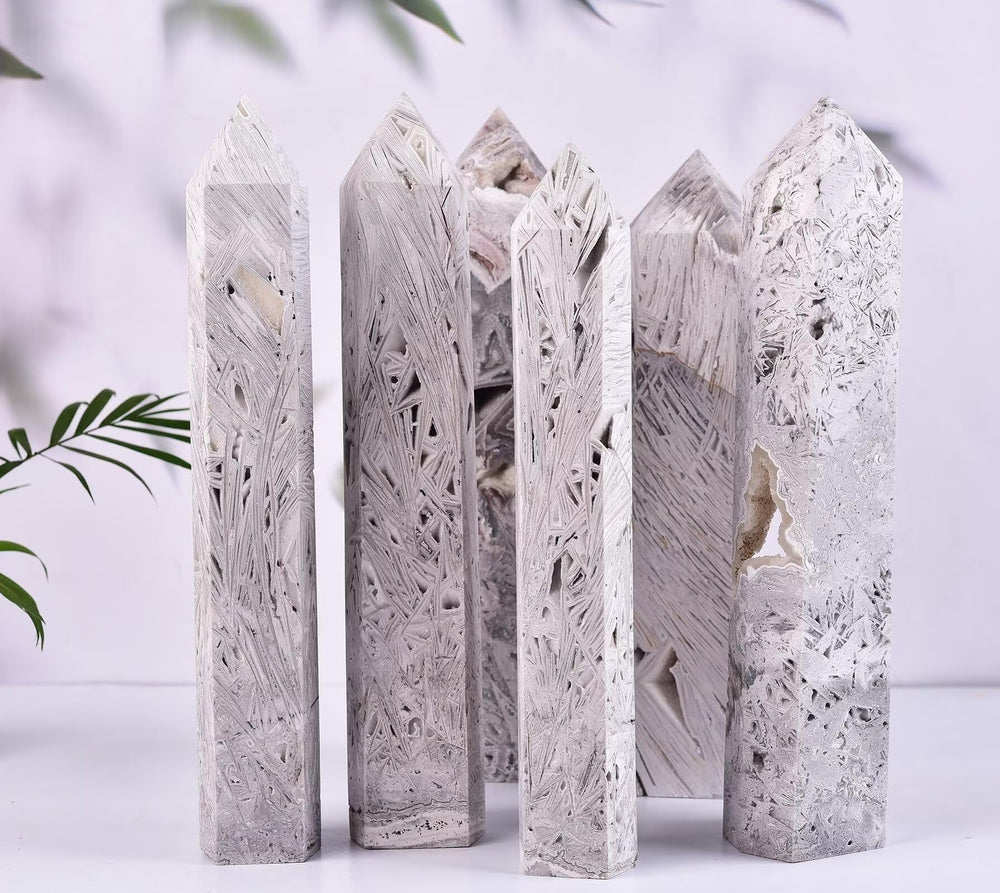 AMOYSTONE gift idea for crystal lovers and mindful collectors