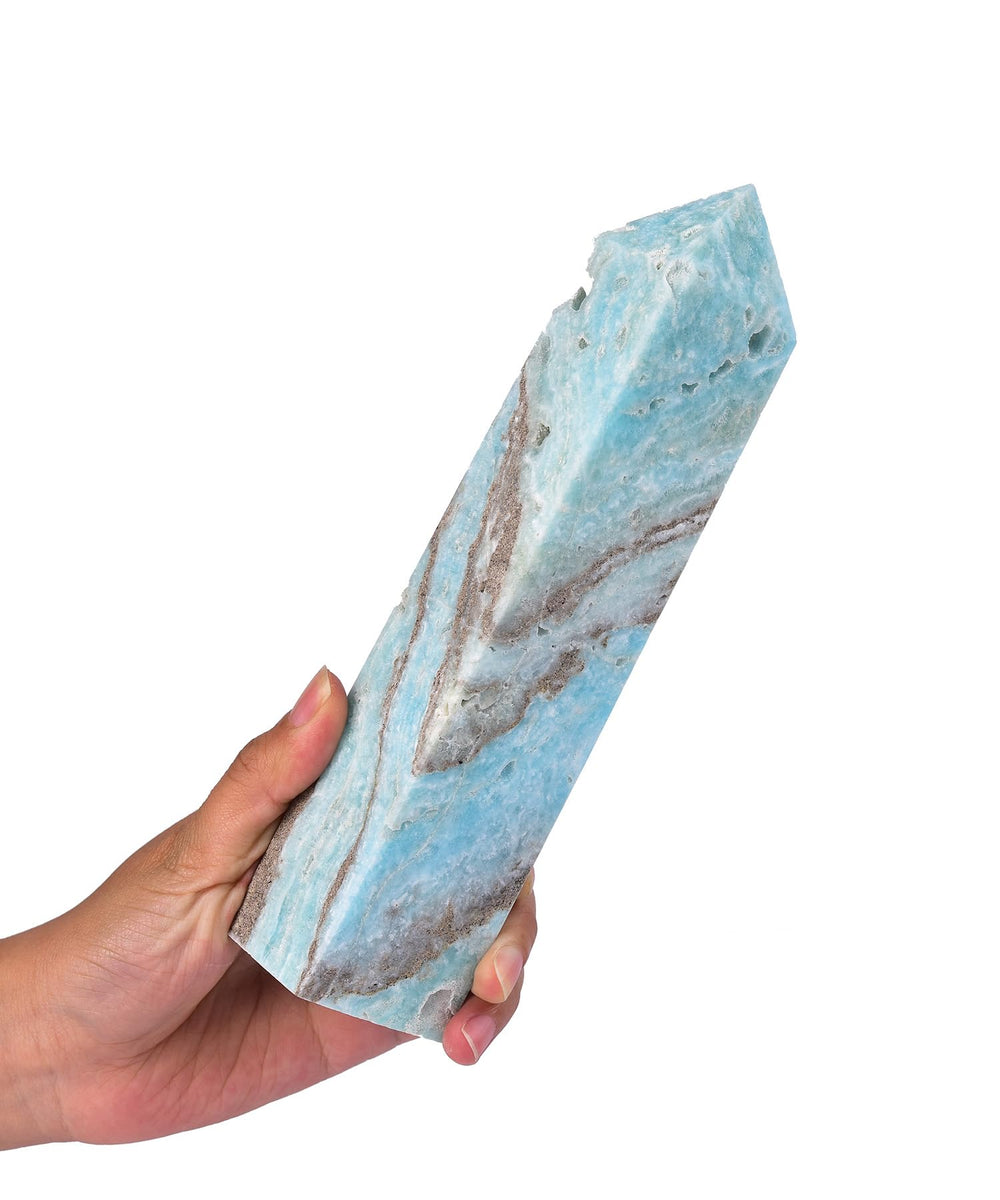 AMOYSTONE large geode tower front view for focused energy and decor.