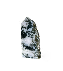 AMOYSTONE moss agate obelisk front view highlighting natural banding for meditation focus